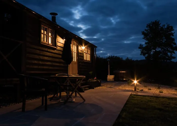 Daisy Park Shepherds Hut